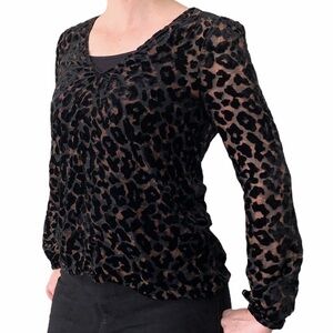 Guess textured animal print blouse